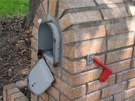 plastic mailbox fix